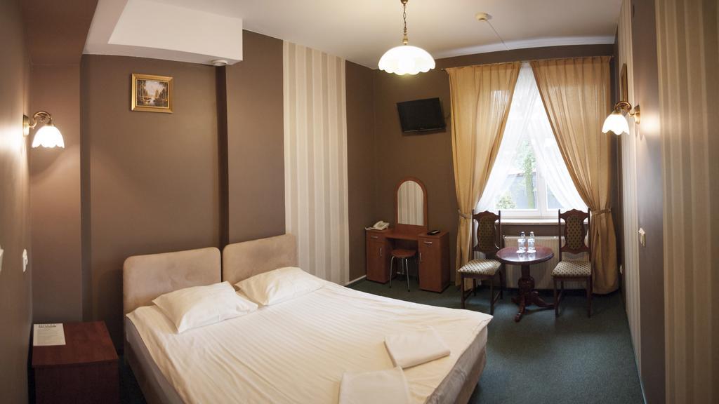 Hotel Nad Rzeczka Stary Toruń Rum bild