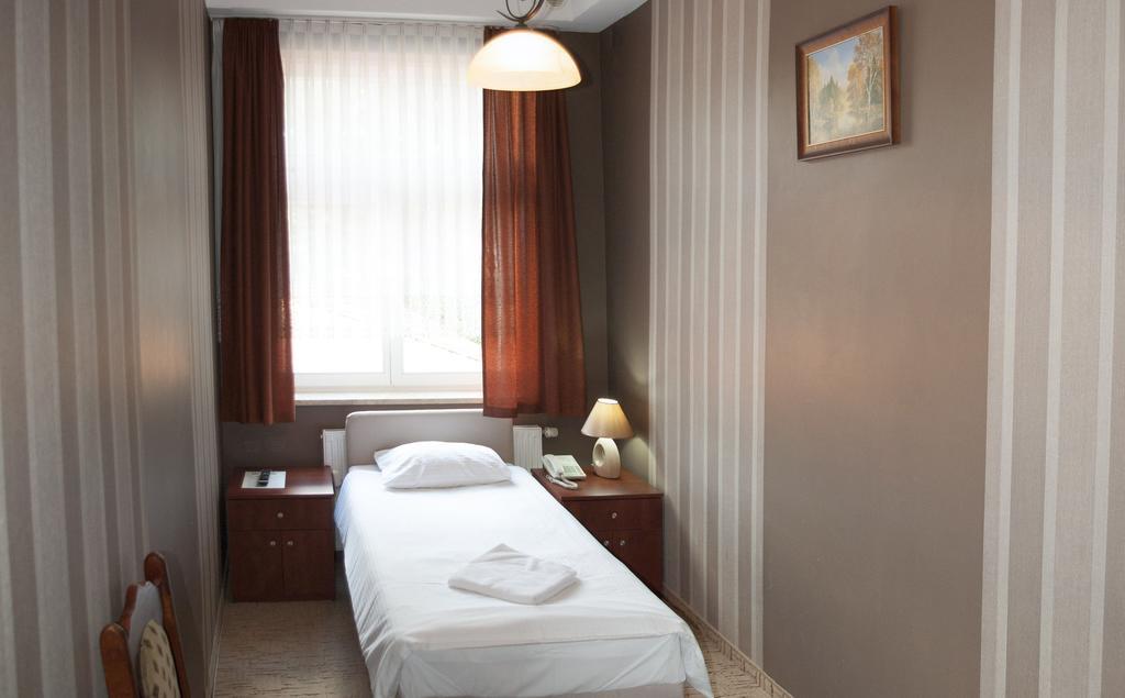 Hotel Nad Rzeczka Stary Toruń Rum bild